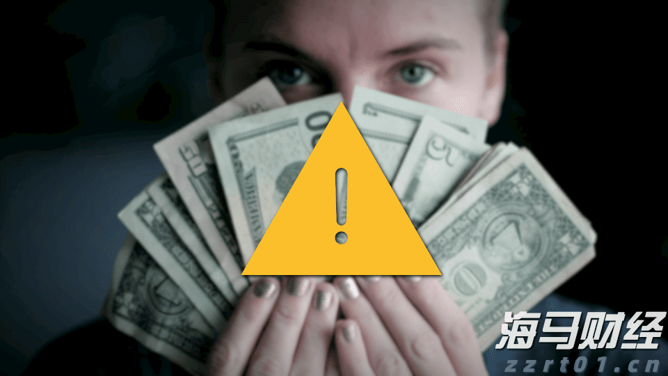 港珠澳大桥海关查获一起走私雪茄进境案